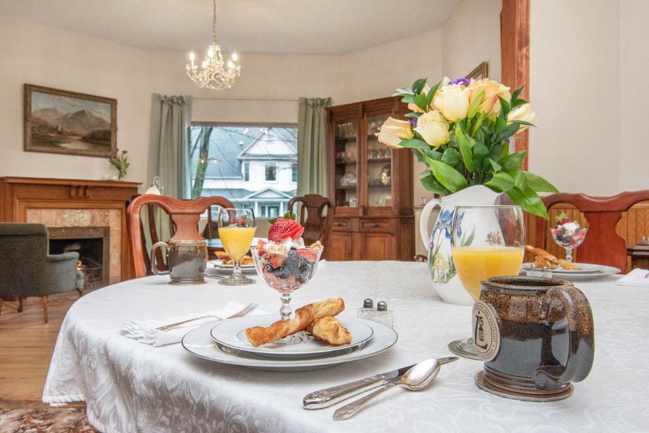 The Lamplighter Bed & Breakfast Of לודינגטון מראה חיצוני תמונה