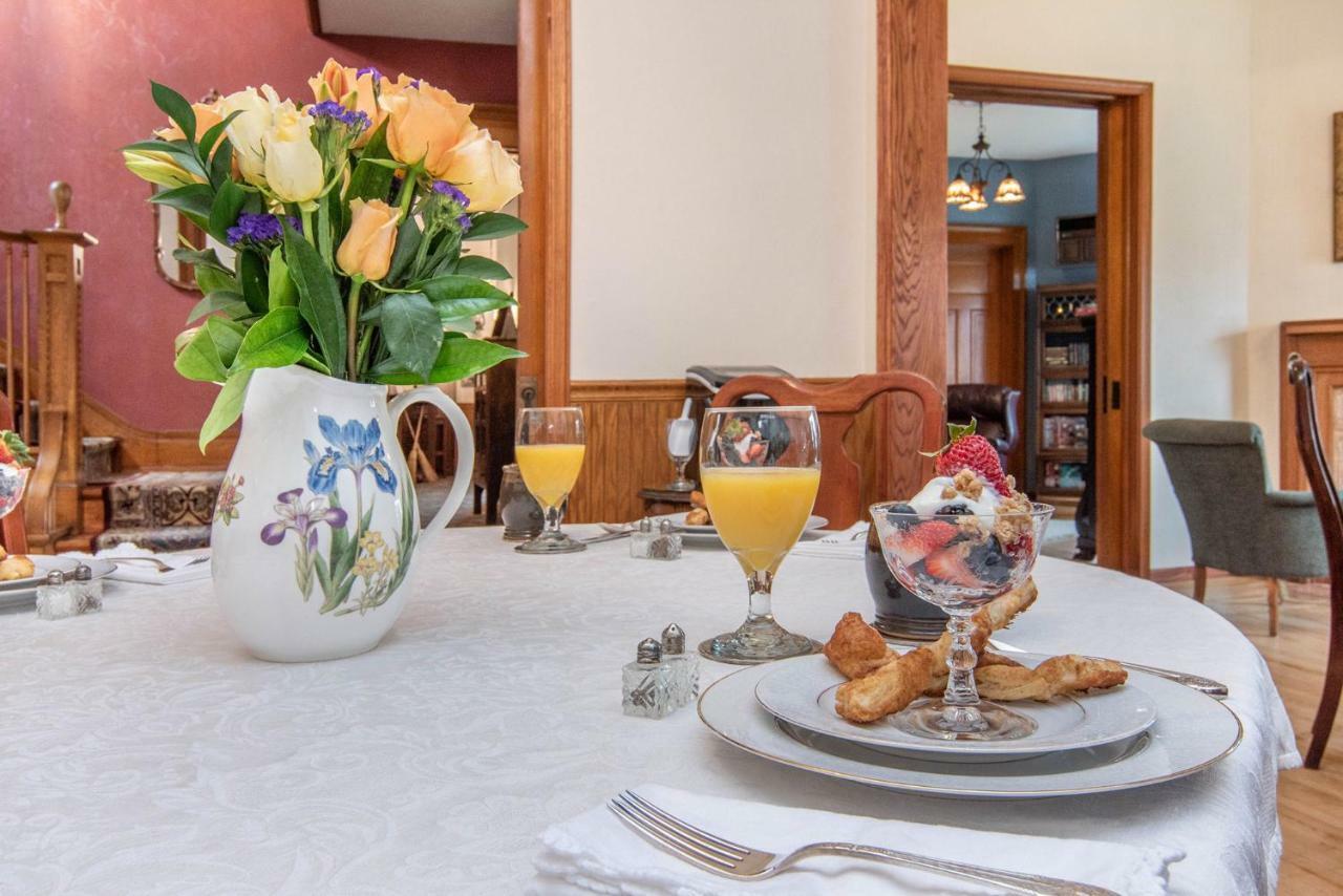 The Lamplighter Bed & Breakfast Of לודינגטון מראה חיצוני תמונה